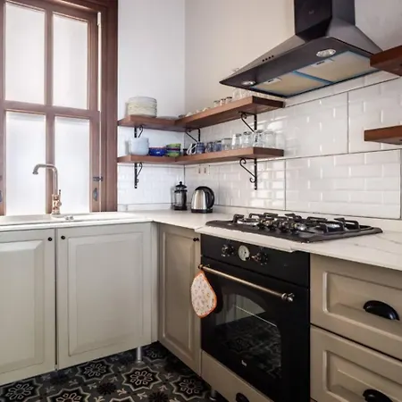 Chic 2br Retreat House - Heart Of Cihangir! #394 * Isztambul