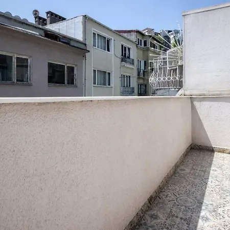 Chic 2br Retreat House - Heart Of Cihangir! #394 * Istambul