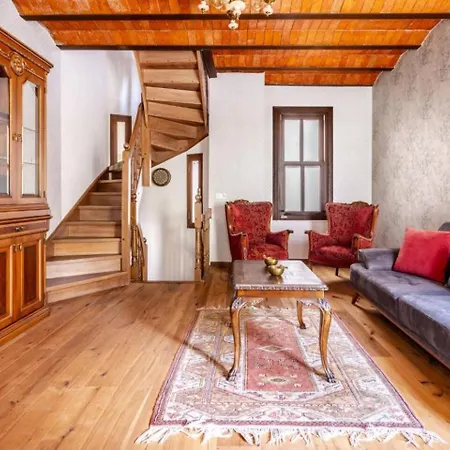 Chic 2br Retreat House - Heart Of Cihangir! #394