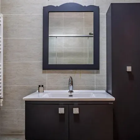 Chic 2br Retreat House - Heart Of Cihangir! #394
